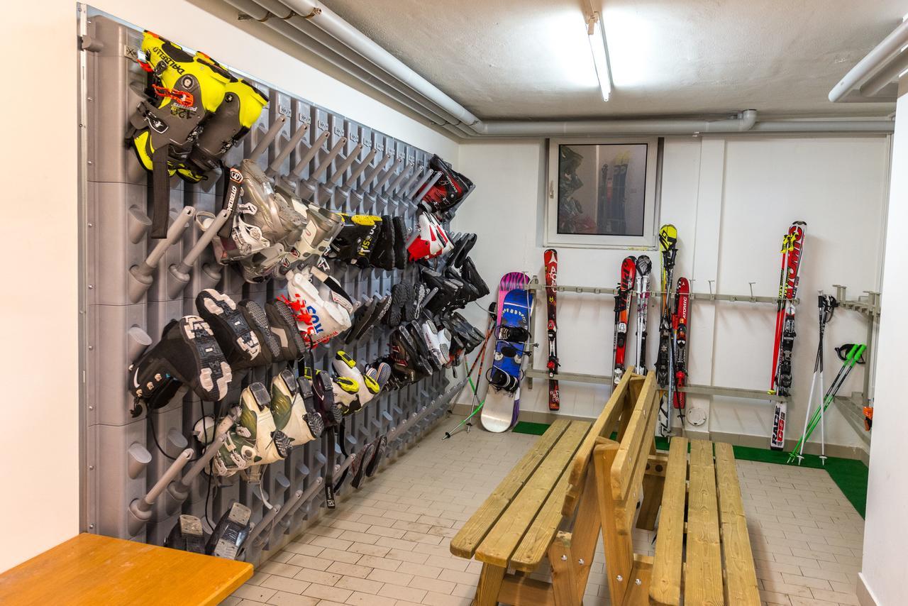 Appartamenti Ladina Campitello di Fassa Buitenkant foto