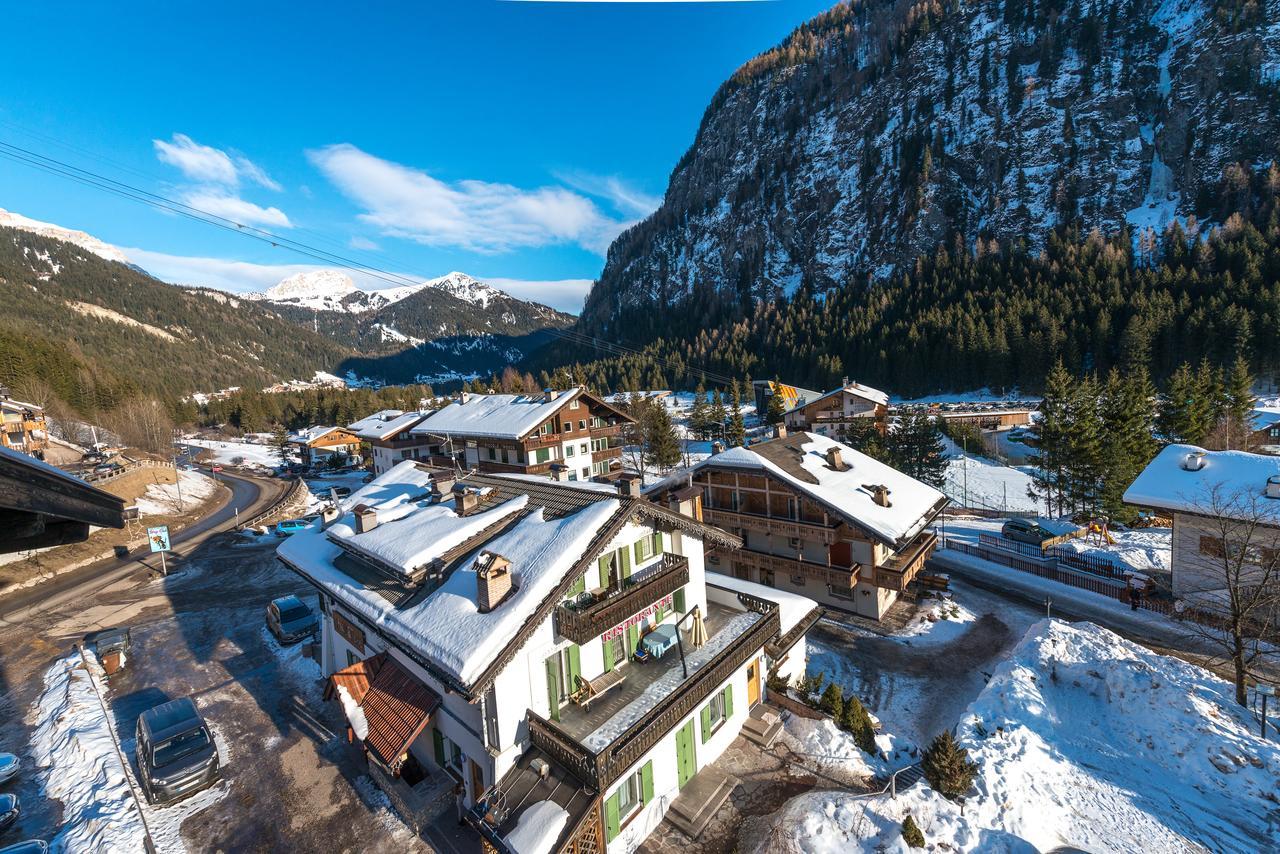 Appartamenti Ladina Campitello di Fassa Buitenkant foto