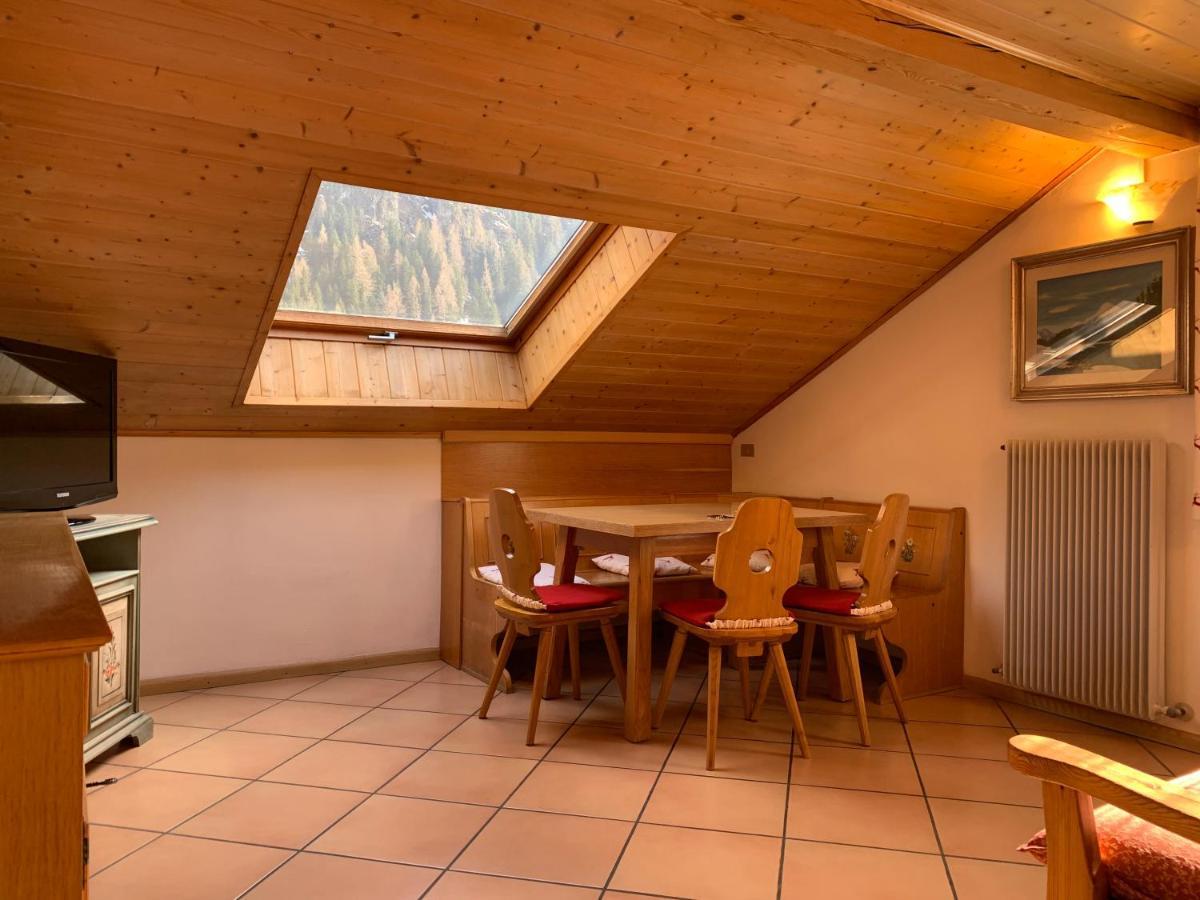 Appartamenti Ladina Campitello di Fassa Buitenkant foto