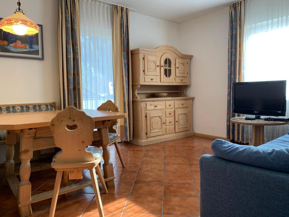 Appartamenti Ladina Campitello di Fassa Buitenkant foto